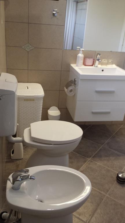 Abba Apartment Sveti Lovrec Pazenaticki Luaran gambar
